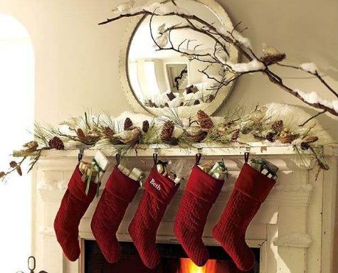 关于圣诞节挂袜子的传说故事 关于圣诞节挂袜子有哪些传说？