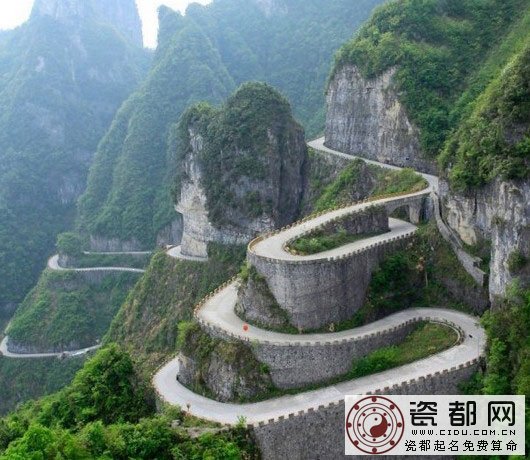 盘点中国十大最美公路 此生必走一次