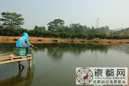 冬天钓鱼好钓吗?冬天钓鱼用什么鱼饵