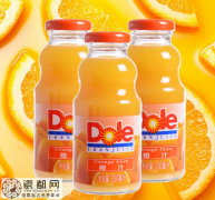 欢乐颂2赵医生曲筱绡喝的橙汁饮料是什么牌子？